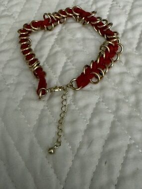 Gold Chain and Red Thread Women's Bracelet